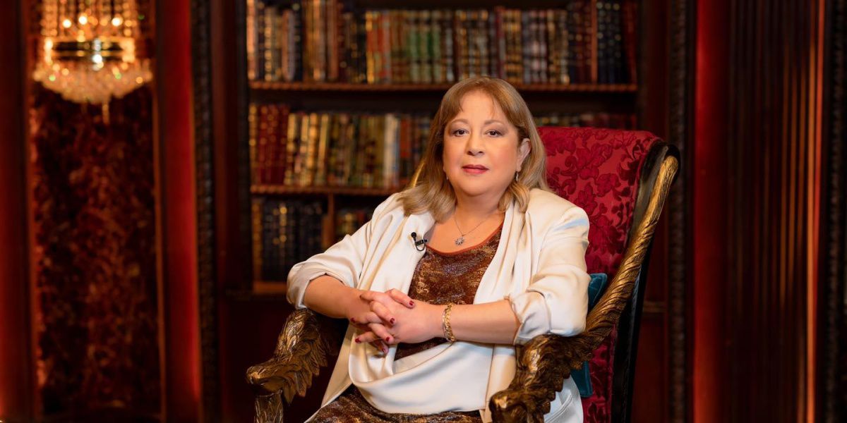 وزير الثقافة ينعى الفنانة الكبيرة سمية الألفي